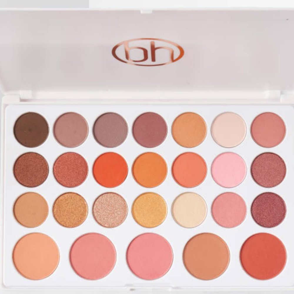BH Cosmetics Nouveau Neutrals 26 Color Shadow ans Blush Palette